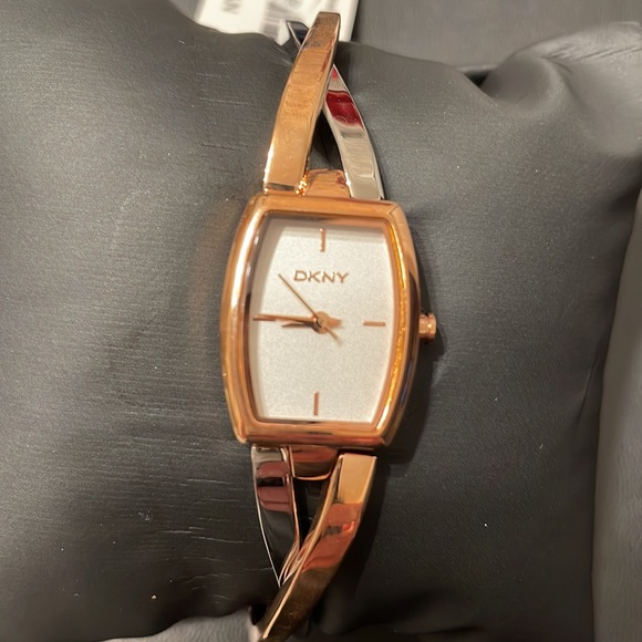 DKNY woman watch - Picture 5 of 7